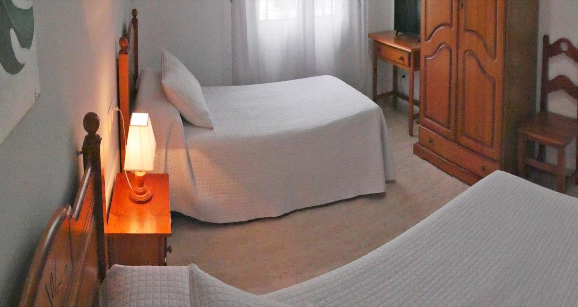 Hostal Al-Andalus La Guijarrosa Номер фото